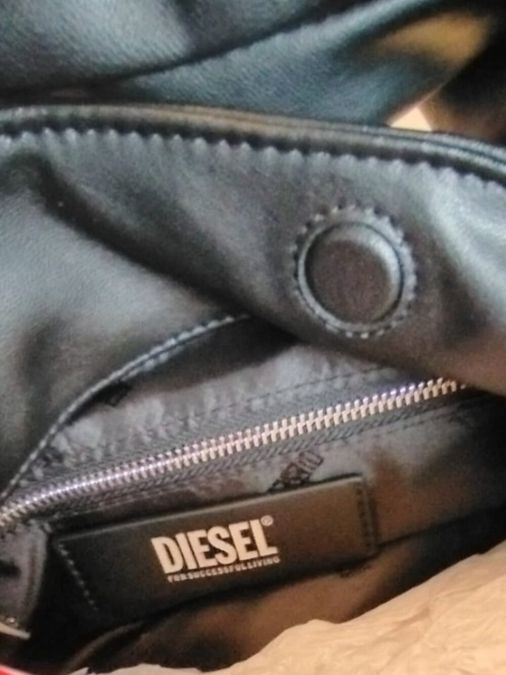 NWT Diesel Grab-D Hobo S Handbag - Black Leather with Metal Handle - Picture 11 of 14